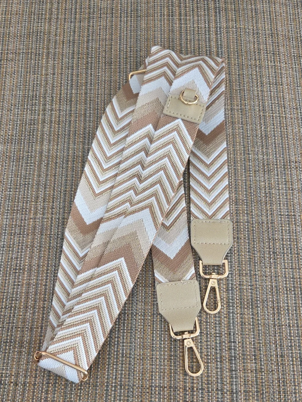 Neutral Chevron Adjustable Bag Strap - Beige & White